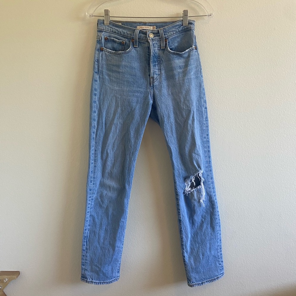 Levis wedgie straight jeans